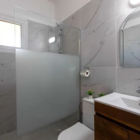 Veta 31 - One-bedroom & Balcony In Apartament *